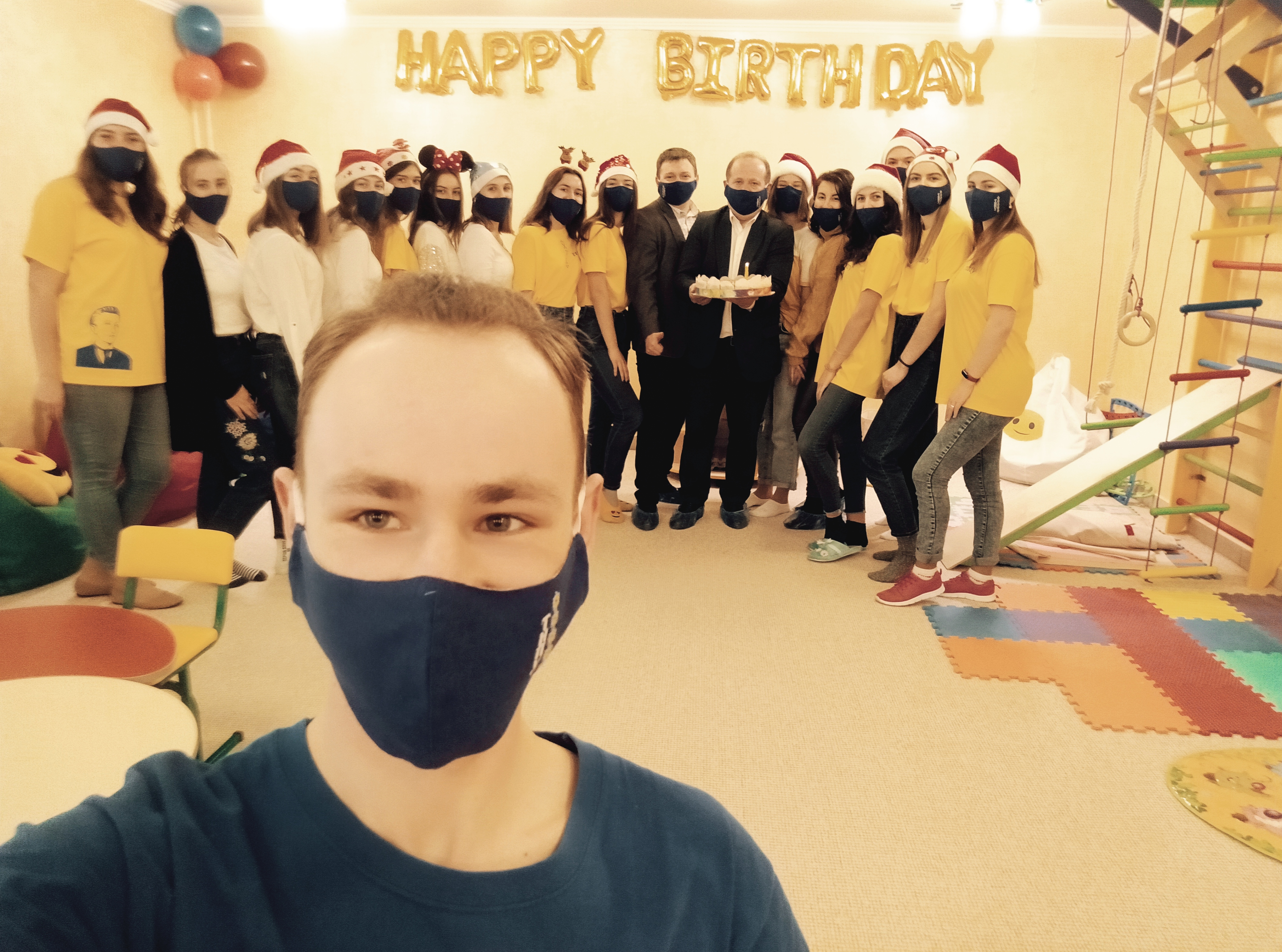 Селфі на пам'ять першого дня народження Смайлик ТНПУ